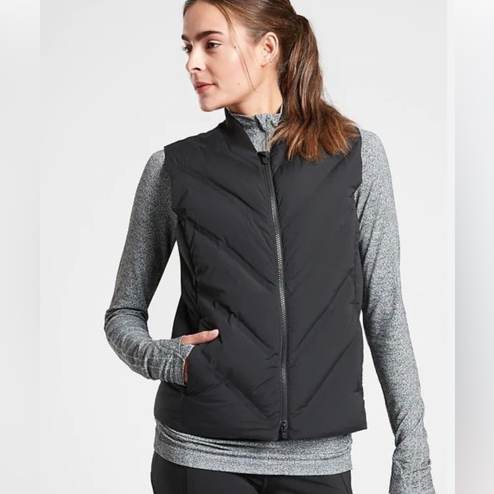 Athleta M black vest
